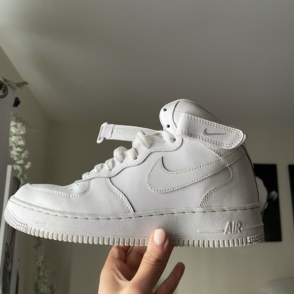 white high top air force ones